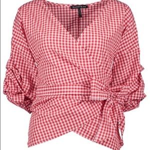 NEW!!!😮  NEVER BEEN WORN Red & White Gingham